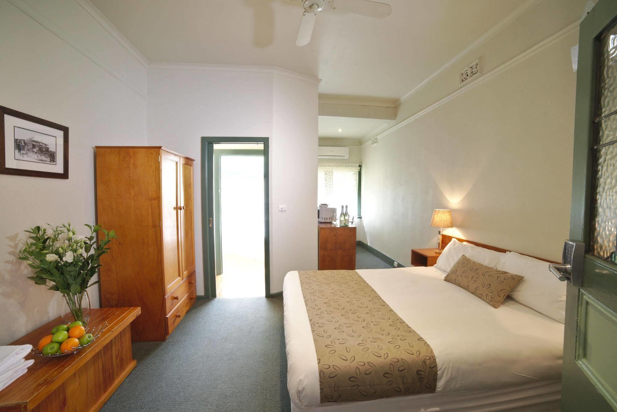 Ballarat Station Apartments Экстерьер фото